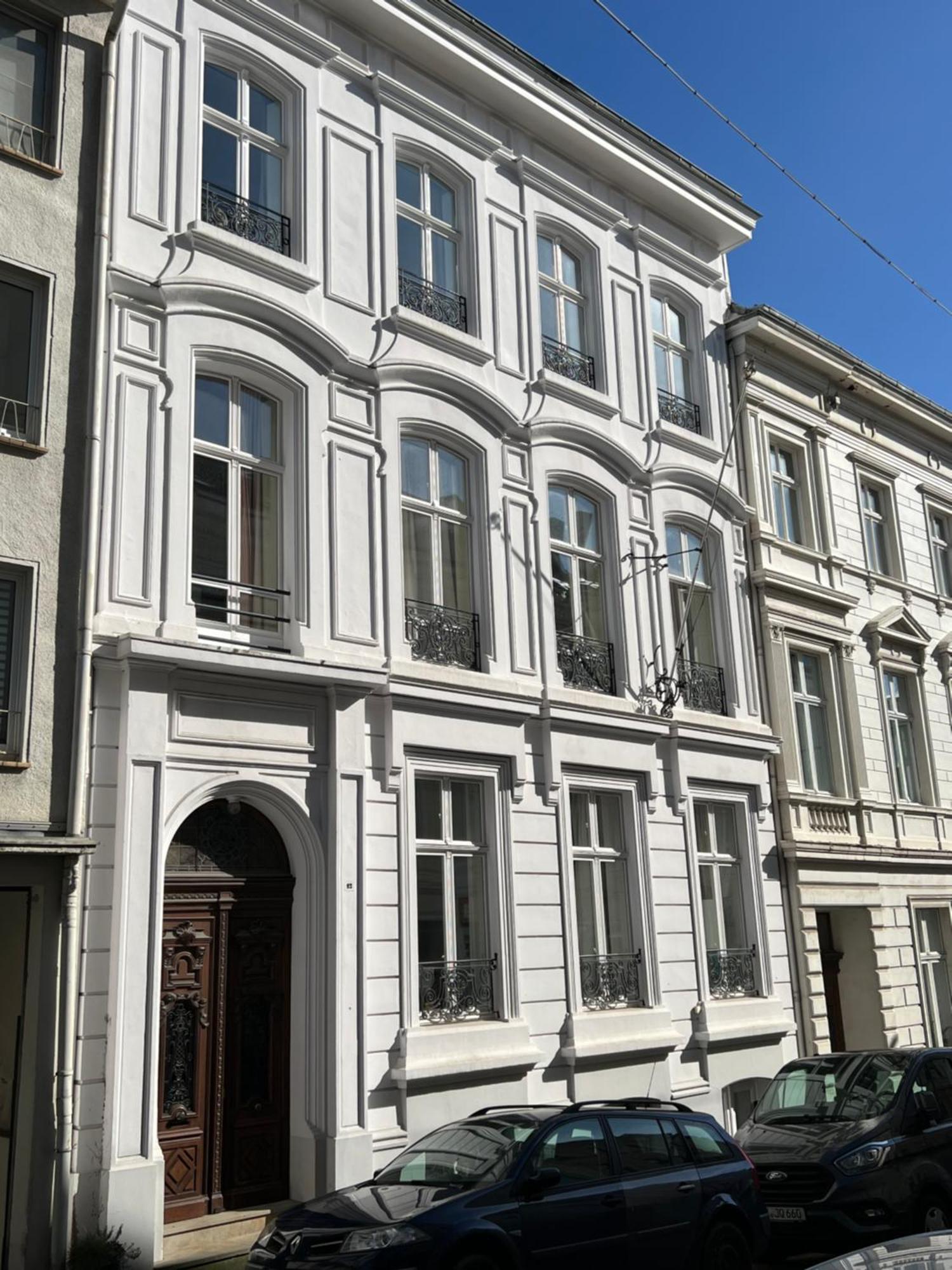 Helle Altbauwohnung Mit Balkon Im Briller Viertel Вупертал Екстериор снимка