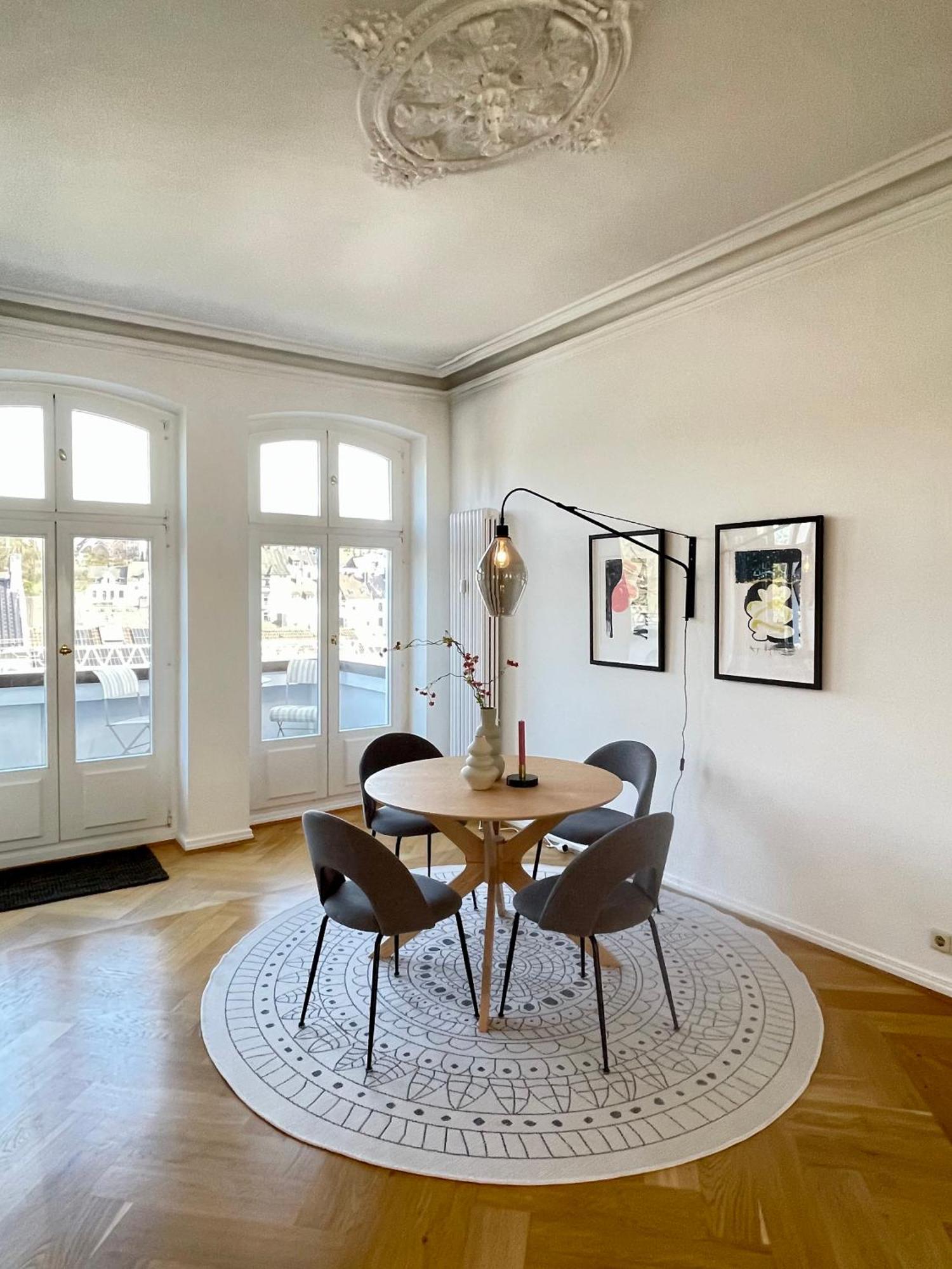 Helle Altbauwohnung Mit Balkon Im Briller Viertel Вупертал Екстериор снимка